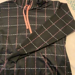 Black Under Armor hoodie